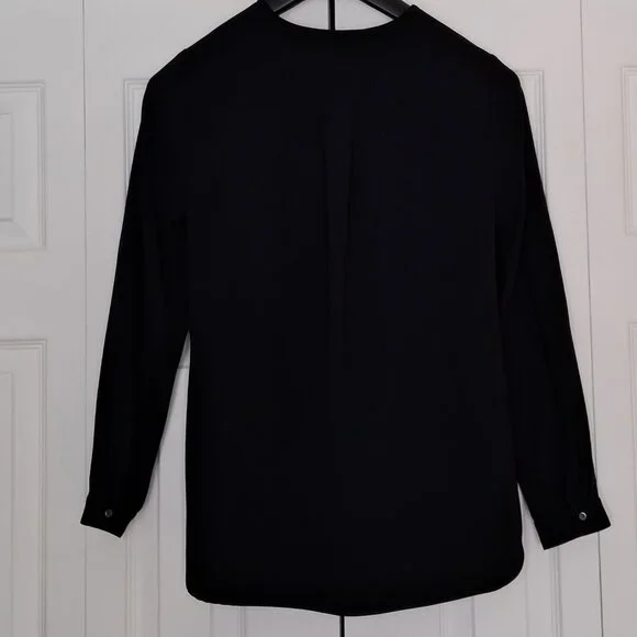 J.Crew Black Pleated Blouse Button Detail Minimalist Chic Top - Picture 2 of 9